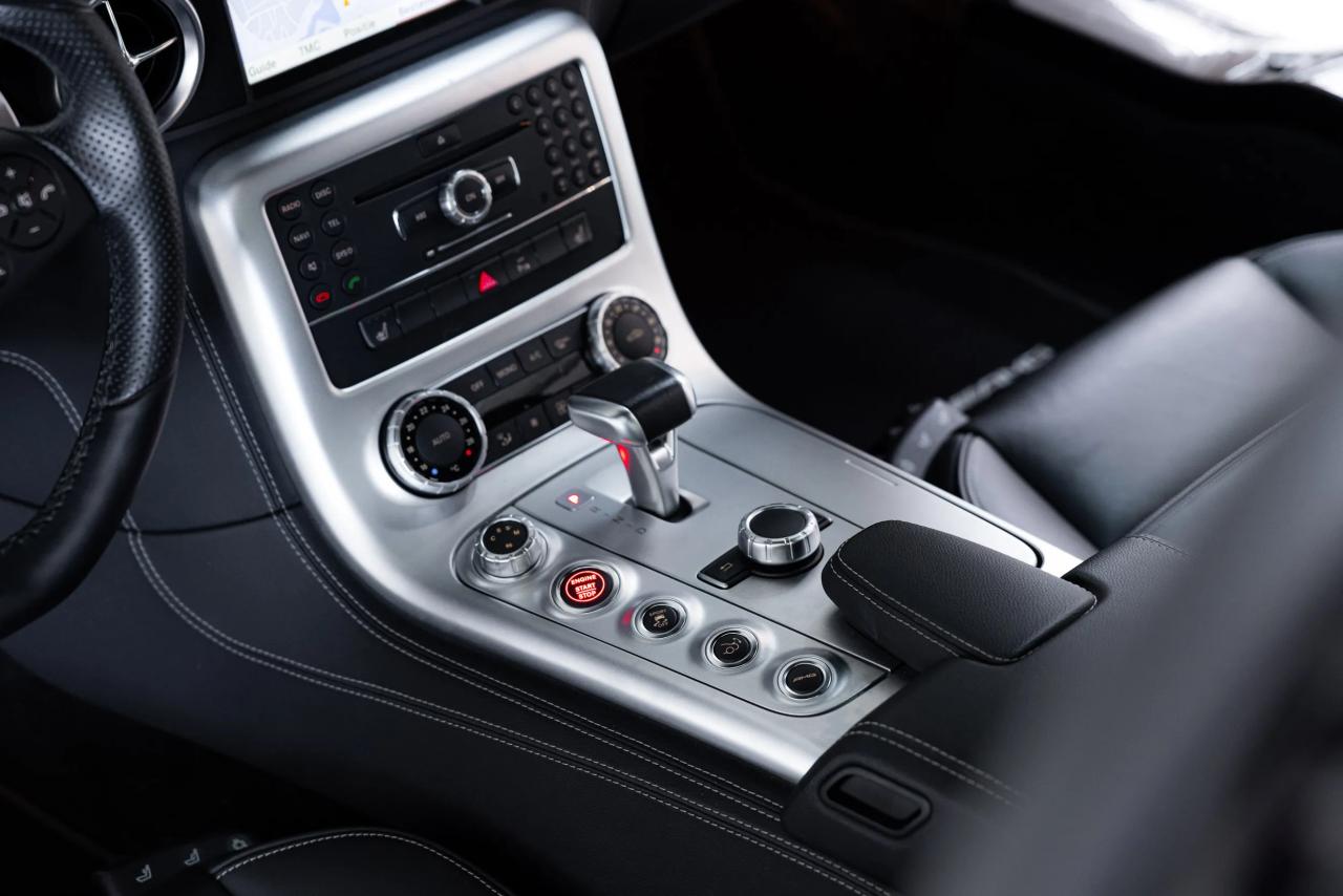 2010 Mercedes - Benz SLS AMG