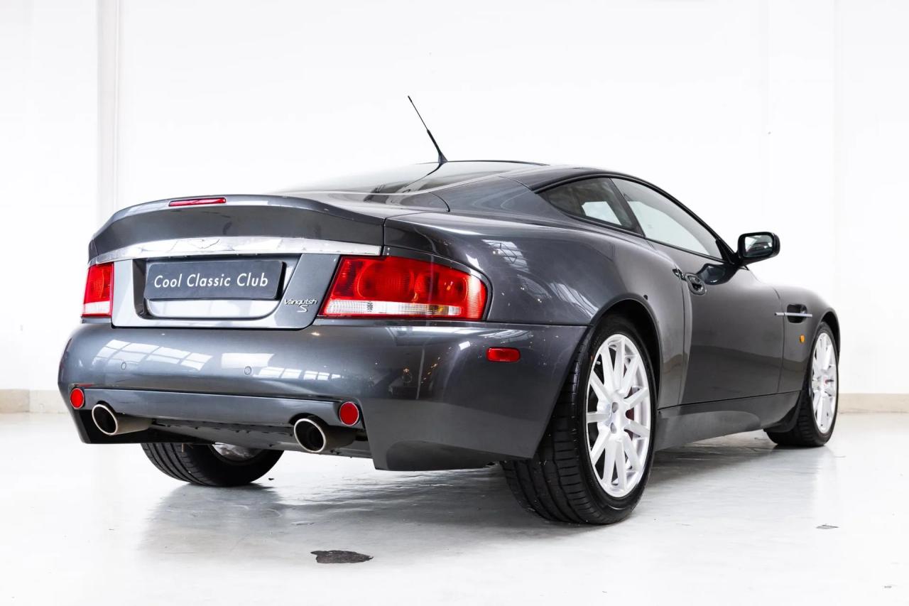 2006 Aston Martin V12 Vanquish S