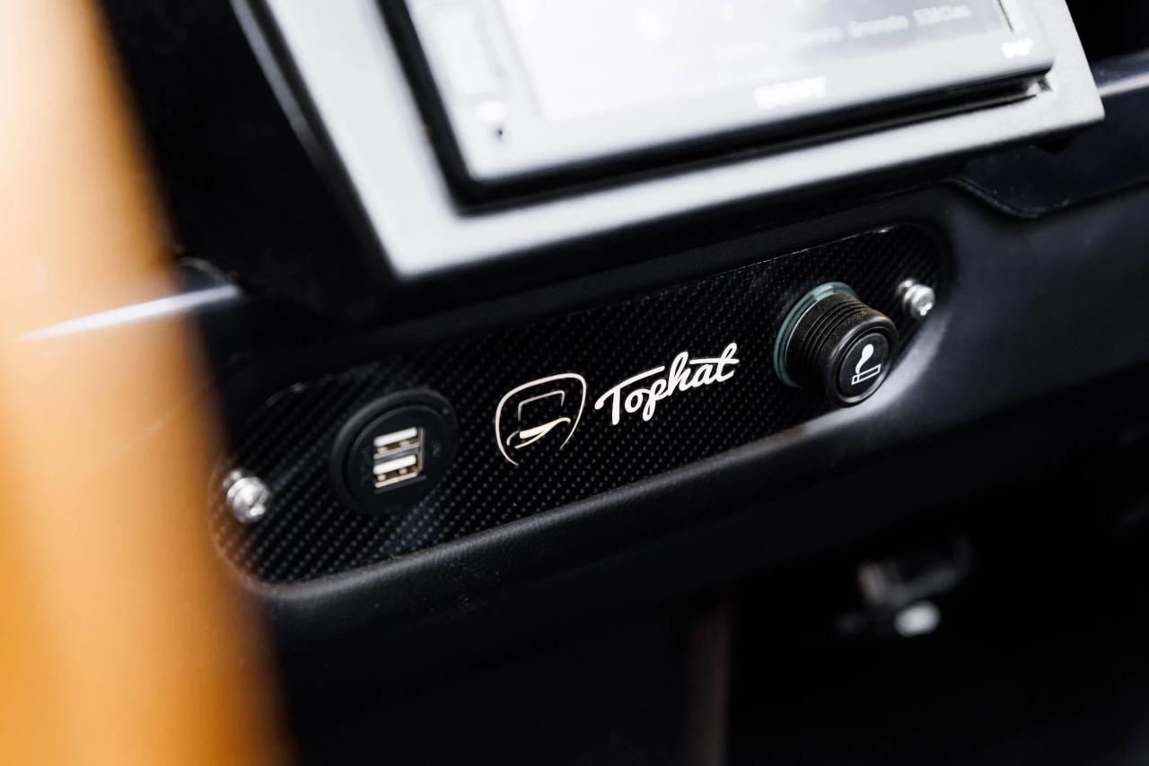 1989 Land Rover Defender 90 Tophat V8