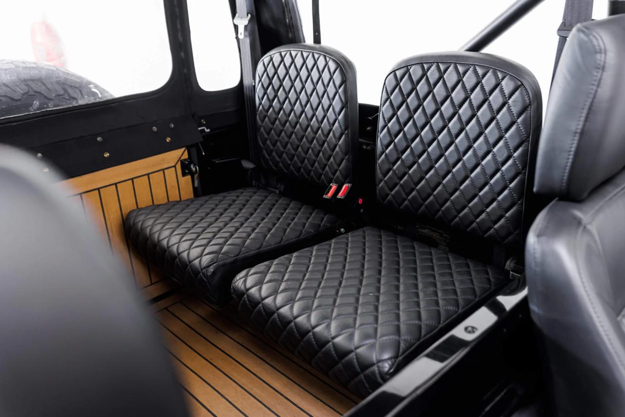 1989 Land Rover Defender 90 Tophat V8