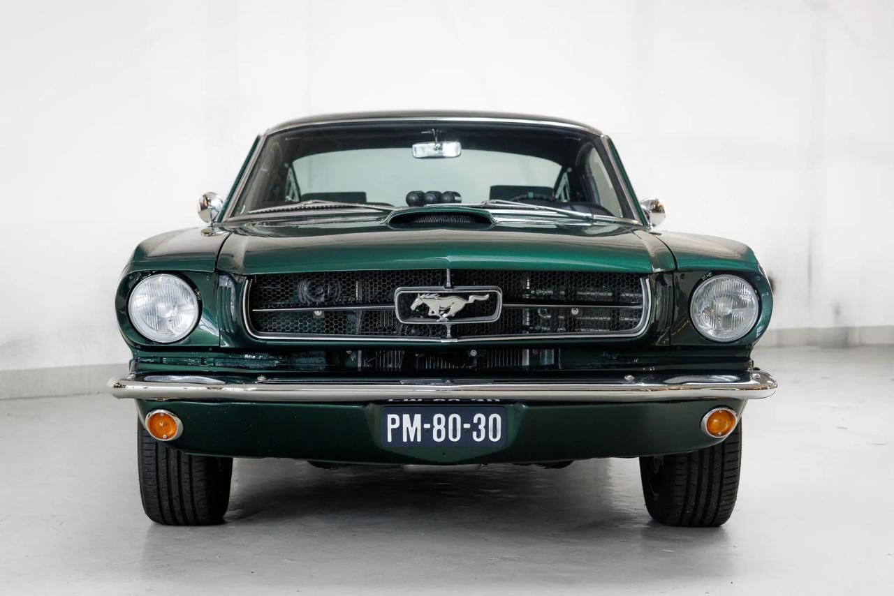 1965 Ford Mustang Fastback Restomod