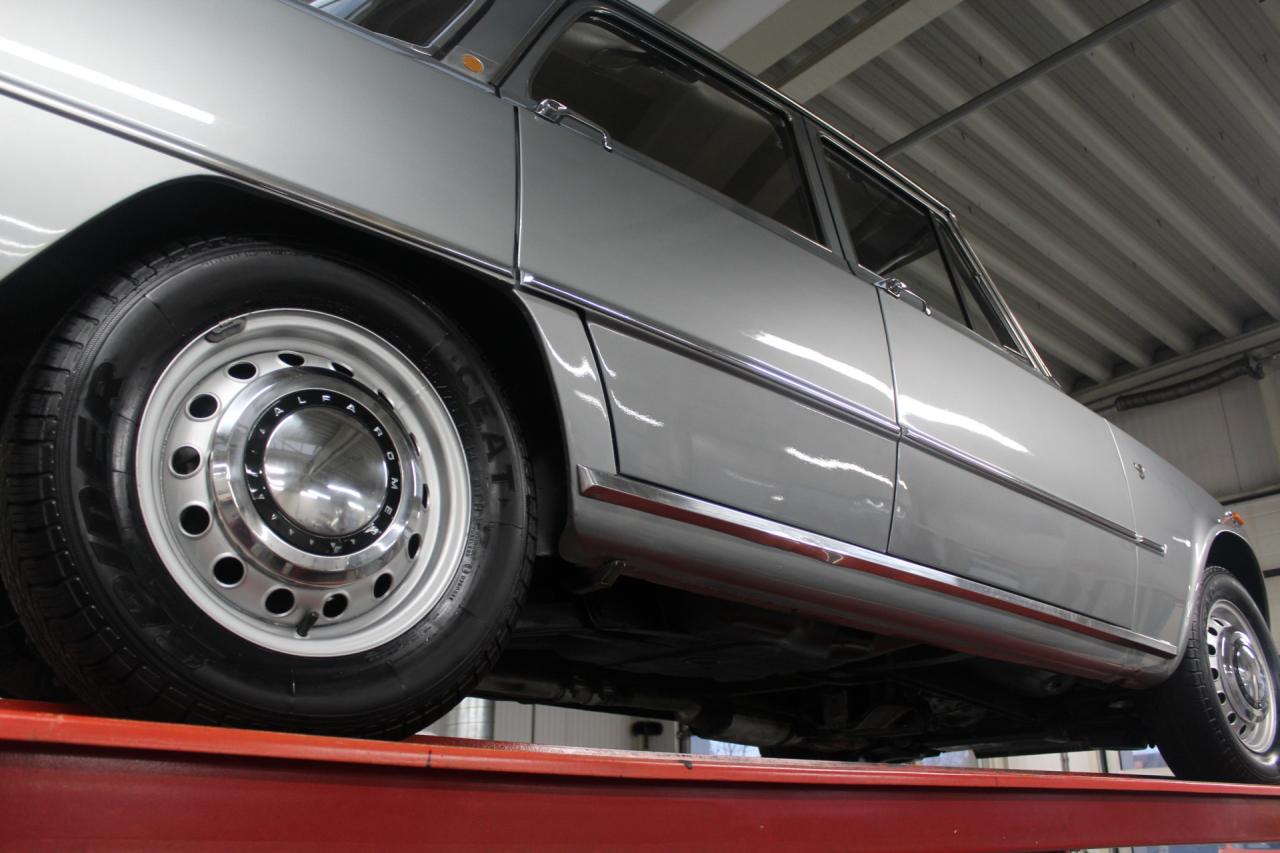 1968 Alfa Romeo Giulia 1600 S Scioneri &ldquo;Rare and unique&rdquo; (Certificato di Origine)