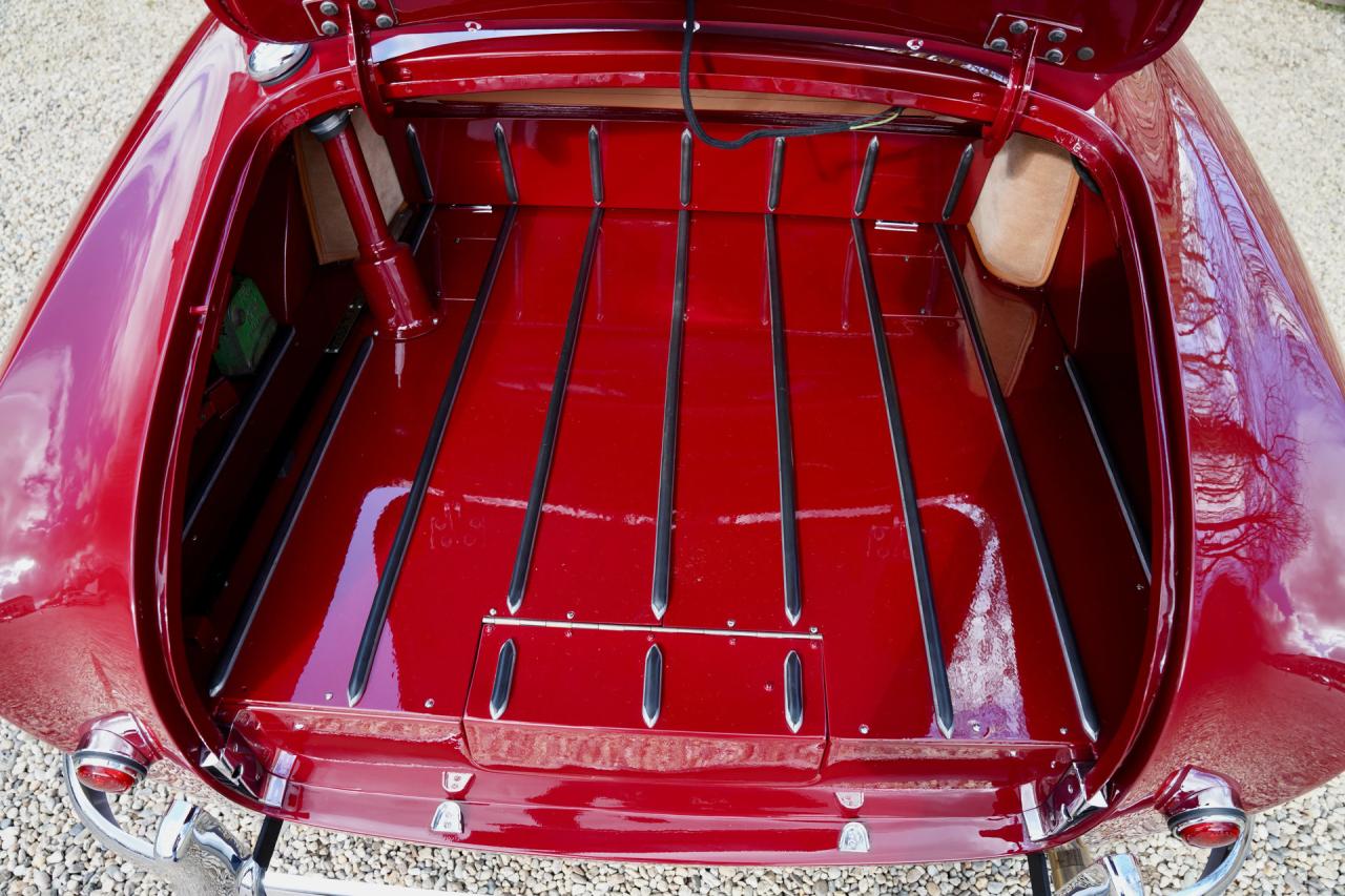 1955 Aston Martin DB2/4 Mk1 Drophead Coup&eacute;