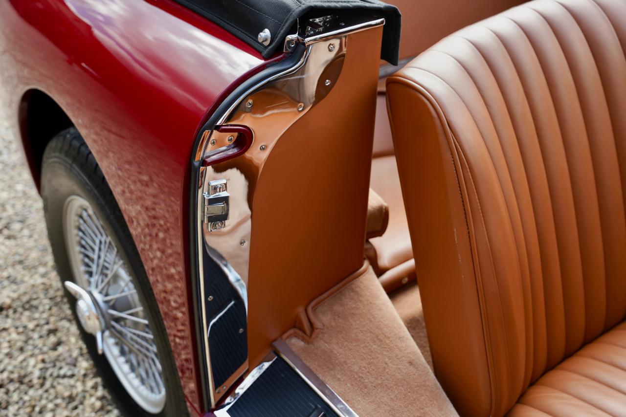 1955 Aston Martin DB2/4 Mk1 Drophead Coup&eacute;