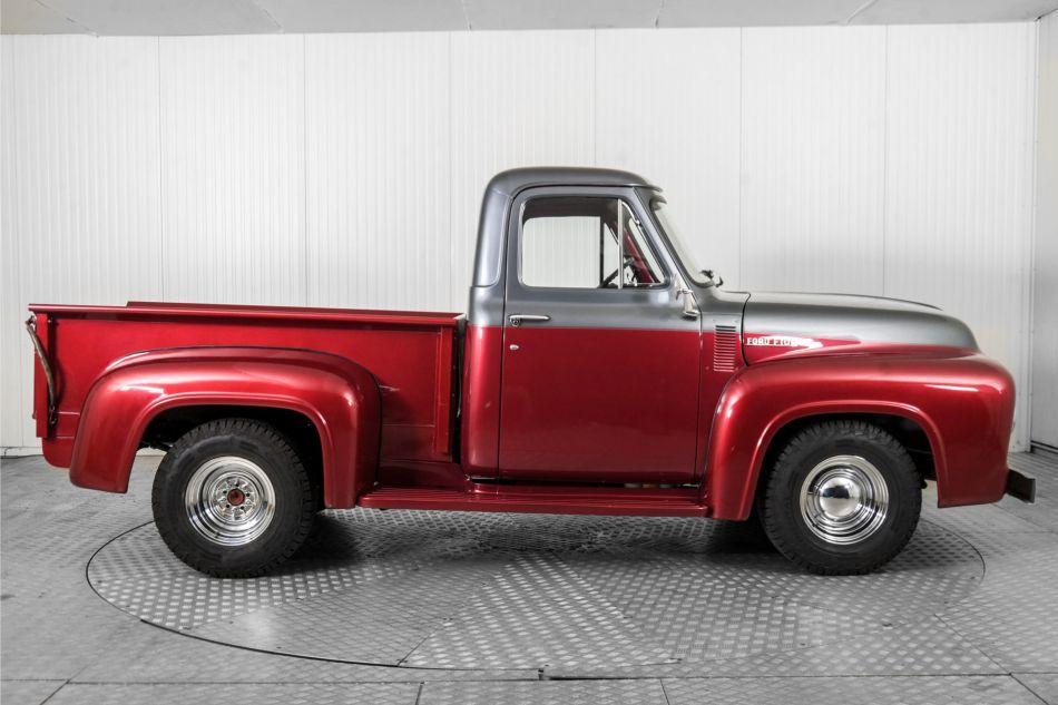 1954 Ford F 100 7.8L big block