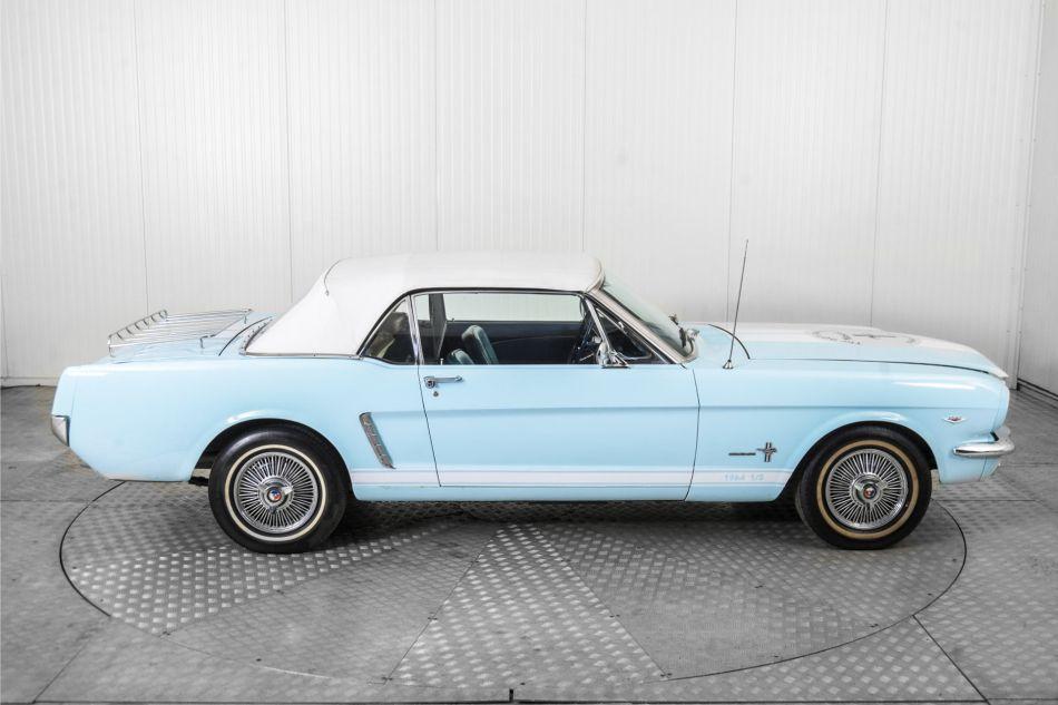 1964 Ford Mustang