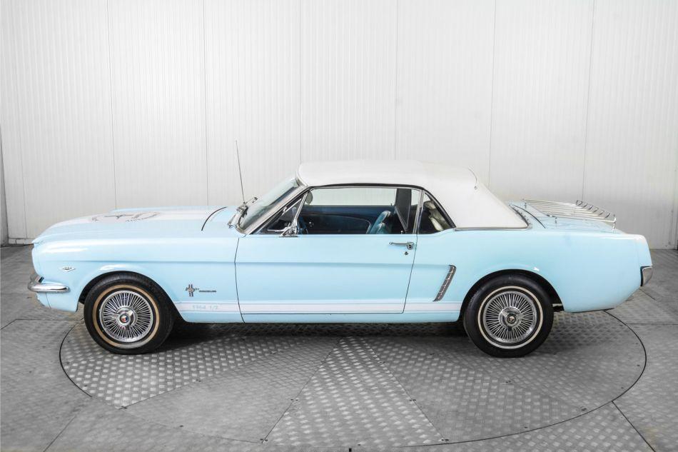 1964 Ford Mustang