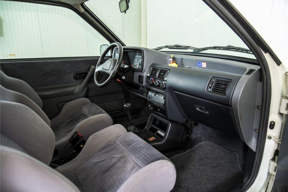 1990 Ford Escort
