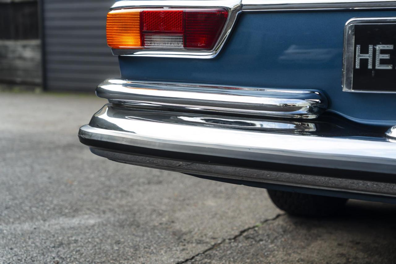 1971 Mercedes - Benz 280 SE 3.5 CABRIOLET