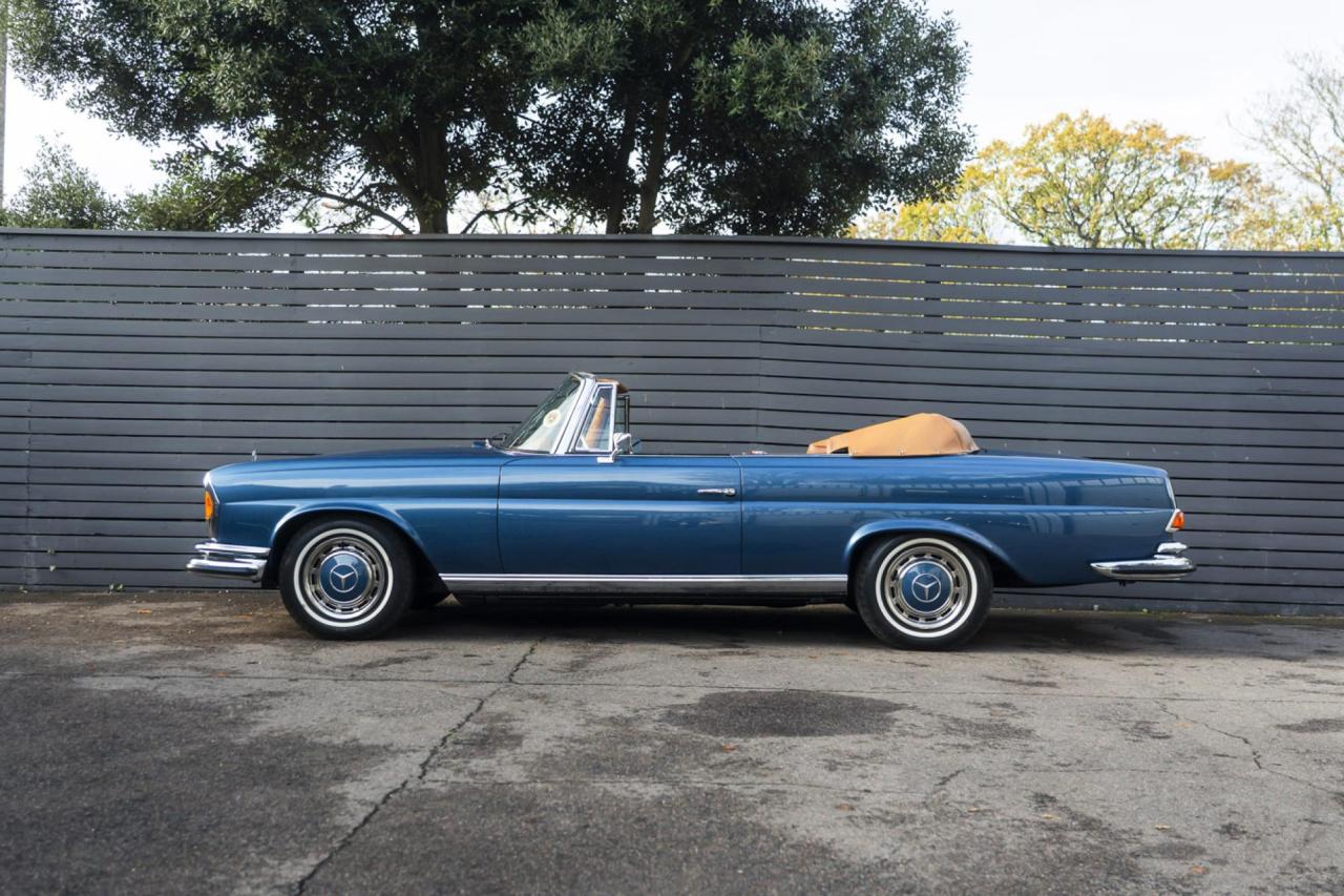 1971 Mercedes - Benz 280 SE 3.5 CABRIOLET