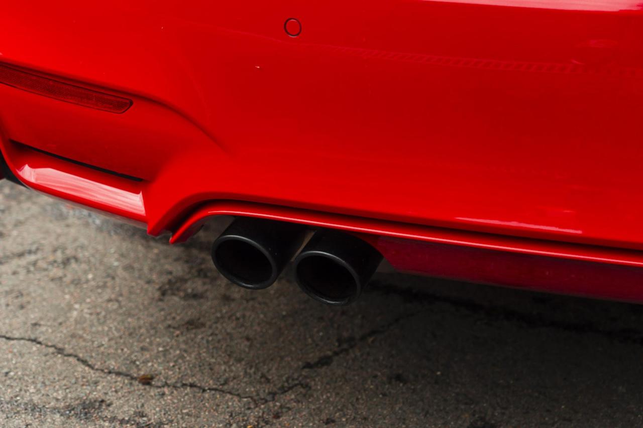 2016 BMW M4 (F82) MANUAL COMPETITION COUP&Eacute;