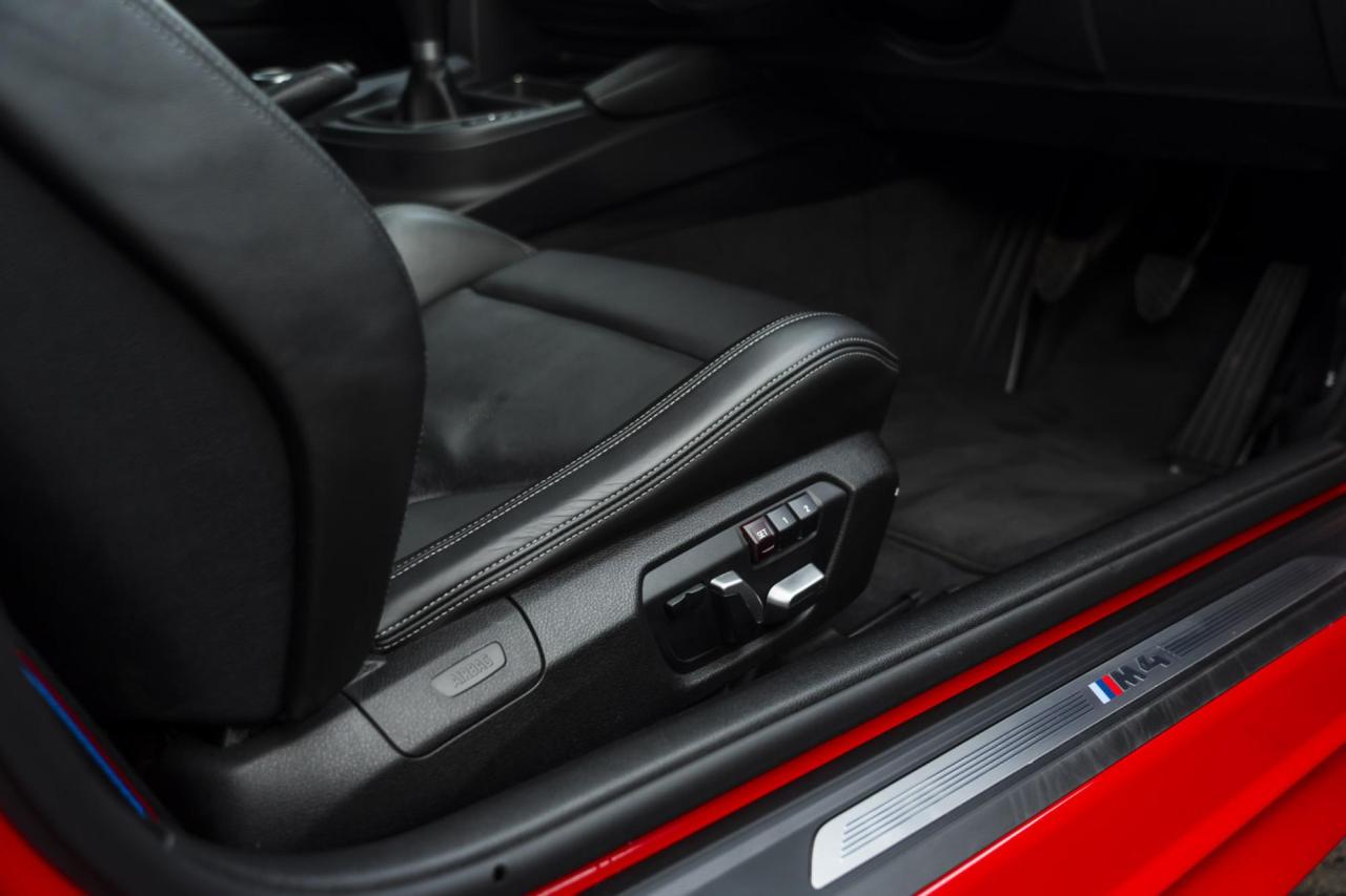 2016 BMW M4 (F82) MANUAL COMPETITION COUP&Eacute;