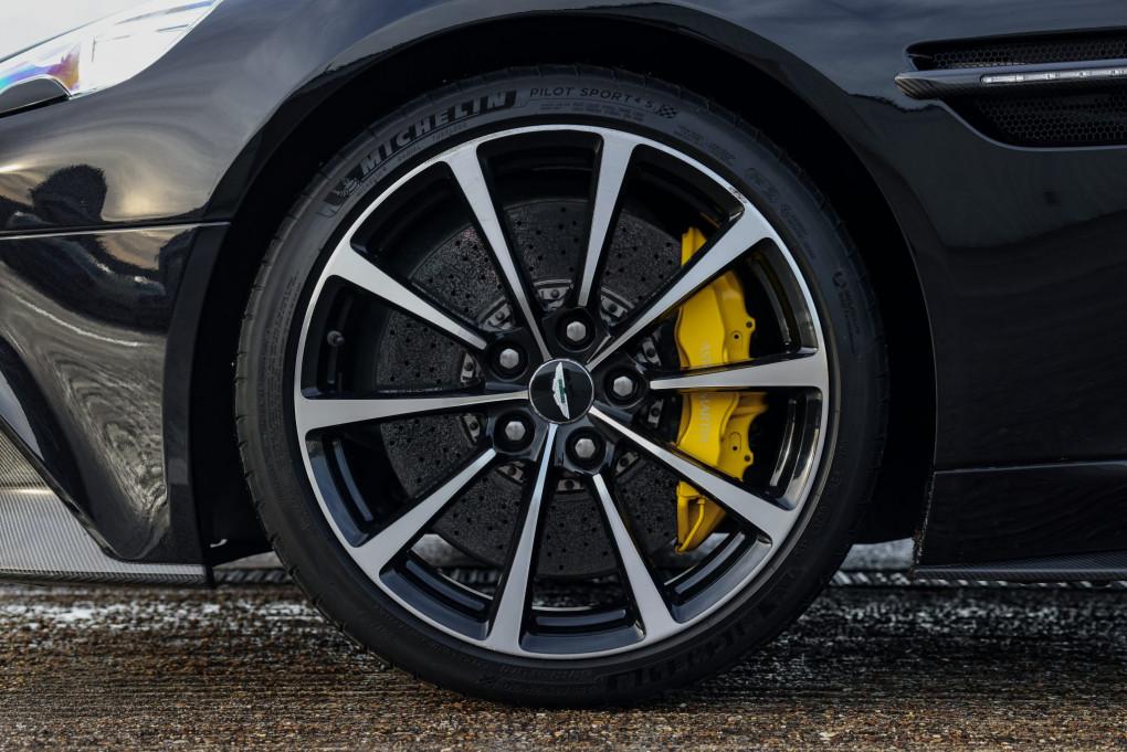 2014 Aston Martin Vanquish