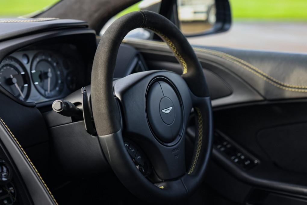 2014 Aston Martin Vanquish