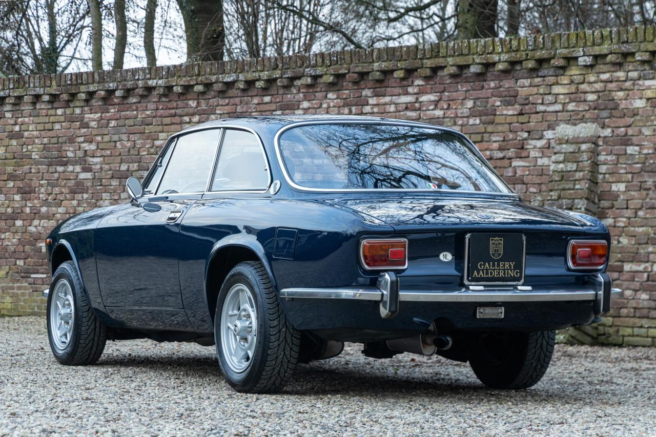 1971 Alfa Romeo 1300 GT Junior Bertone