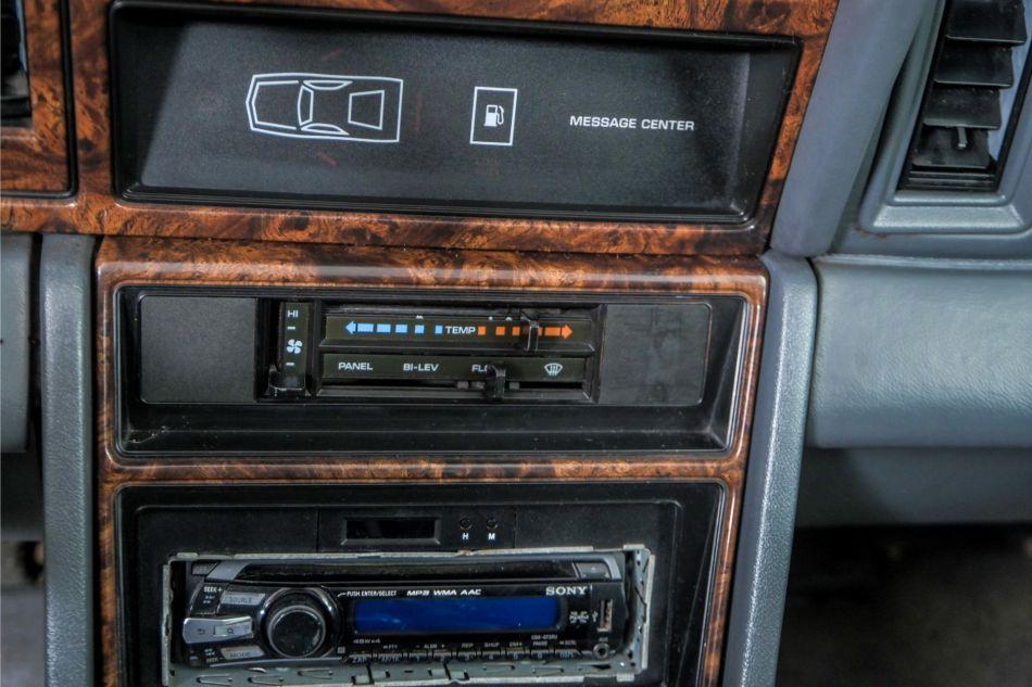 1988 Chrysler Le-Baron