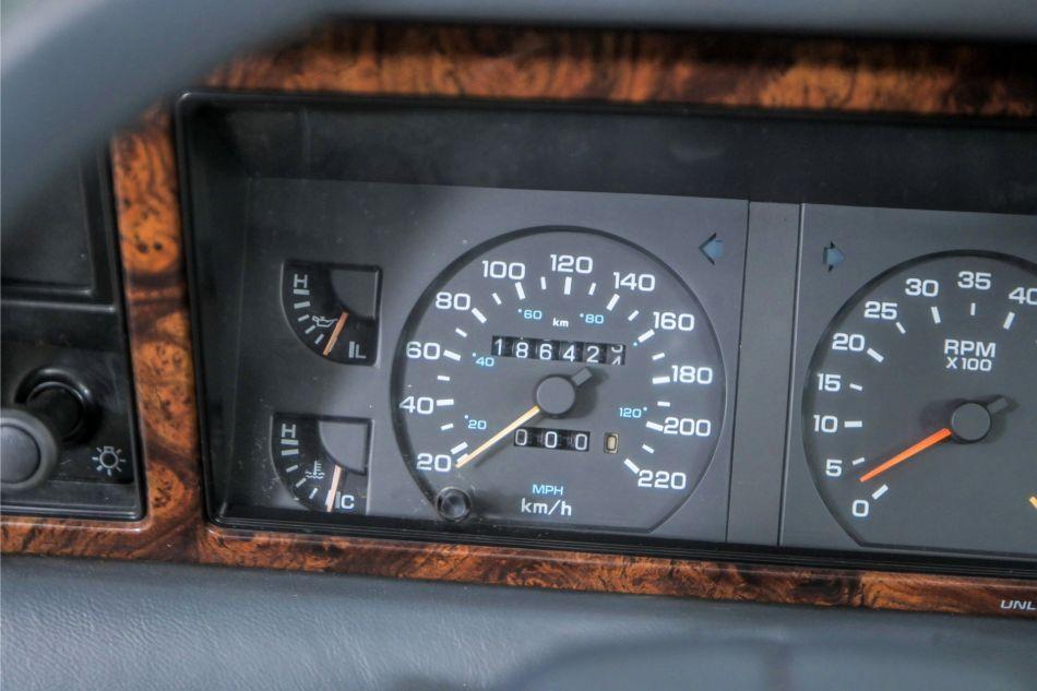 1988 Chrysler Le-Baron