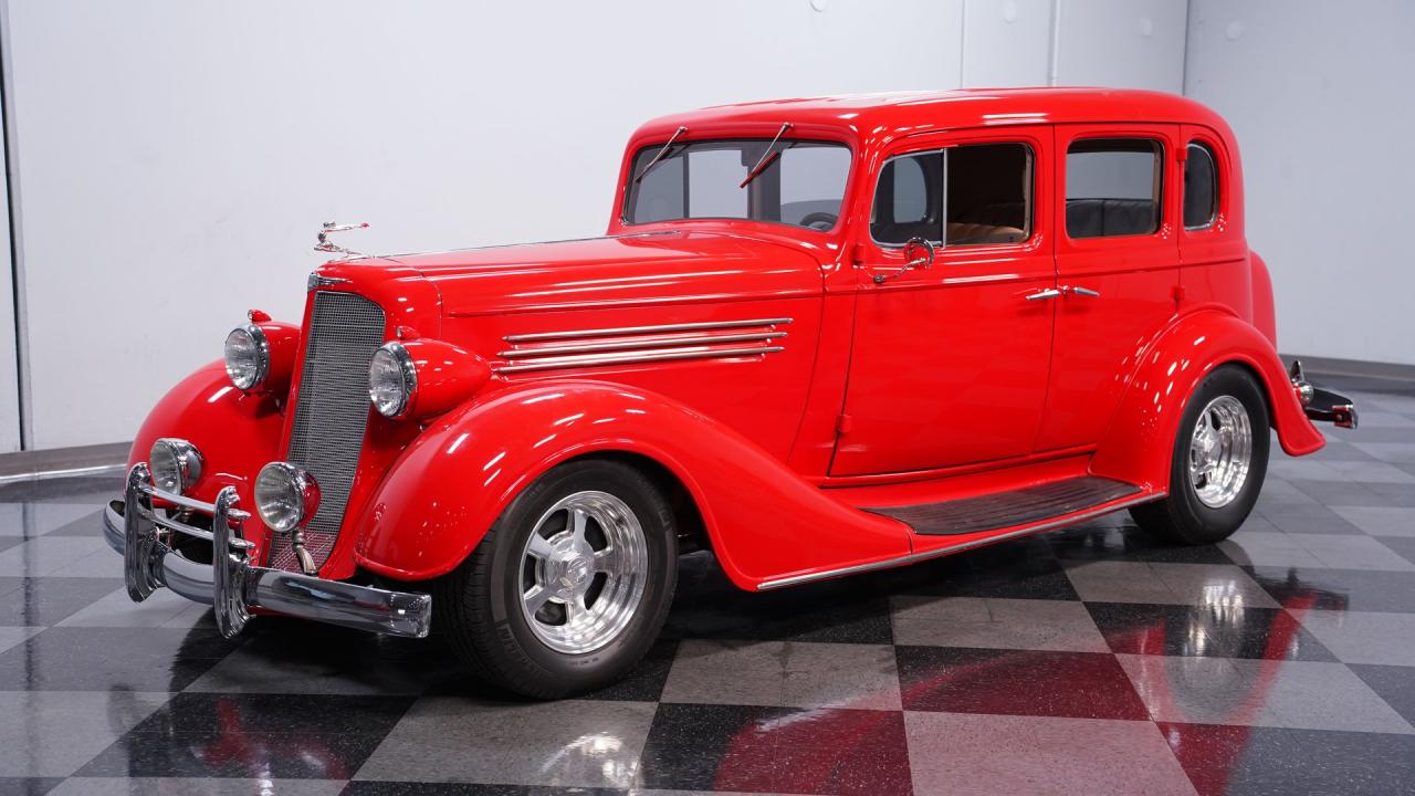 1935 Buick Series 60 Touring Sedan