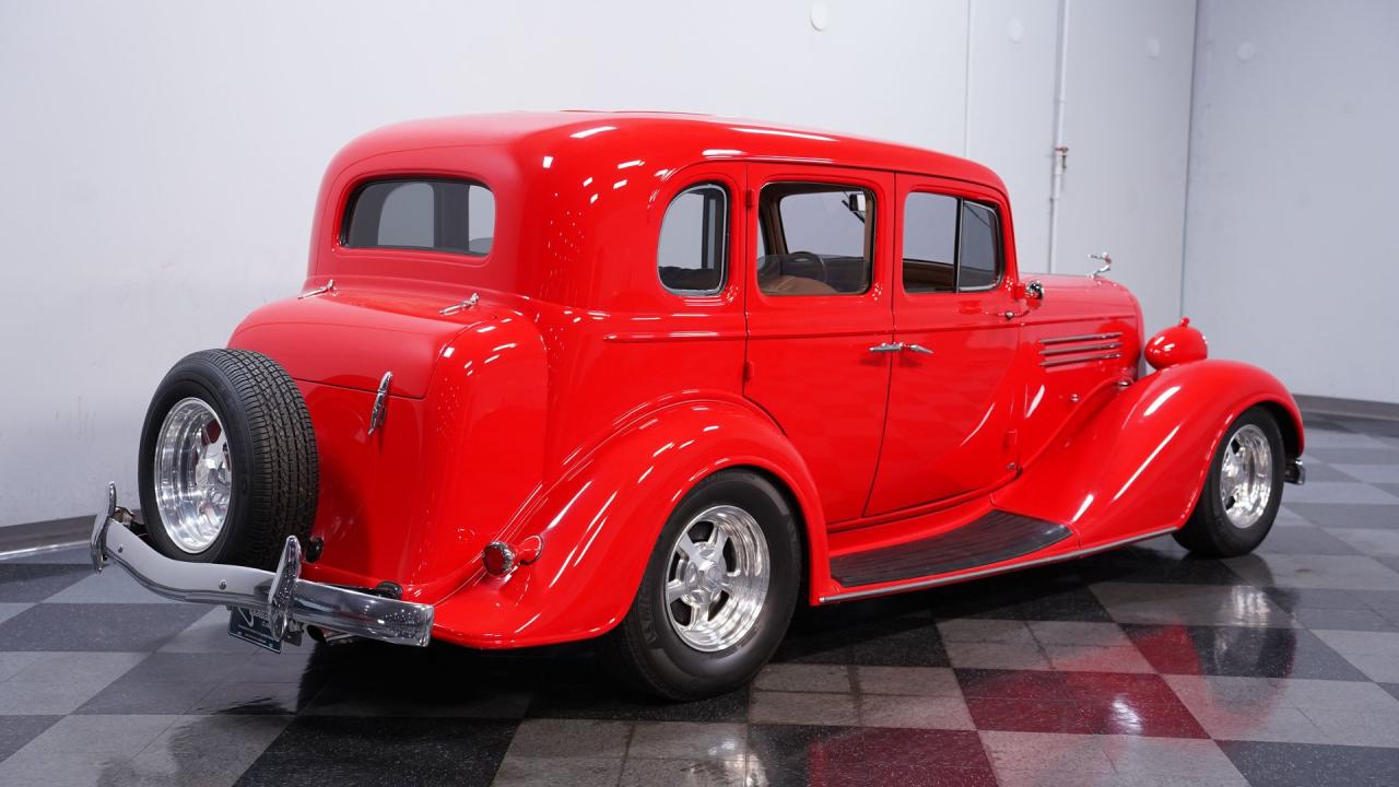 1935 Buick Series 60 Touring Sedan