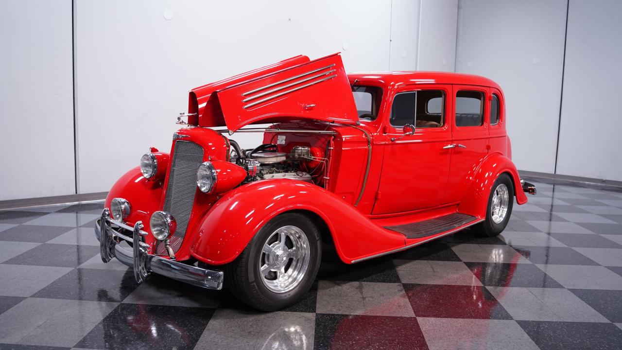 1935 Buick Series 60 Touring Sedan