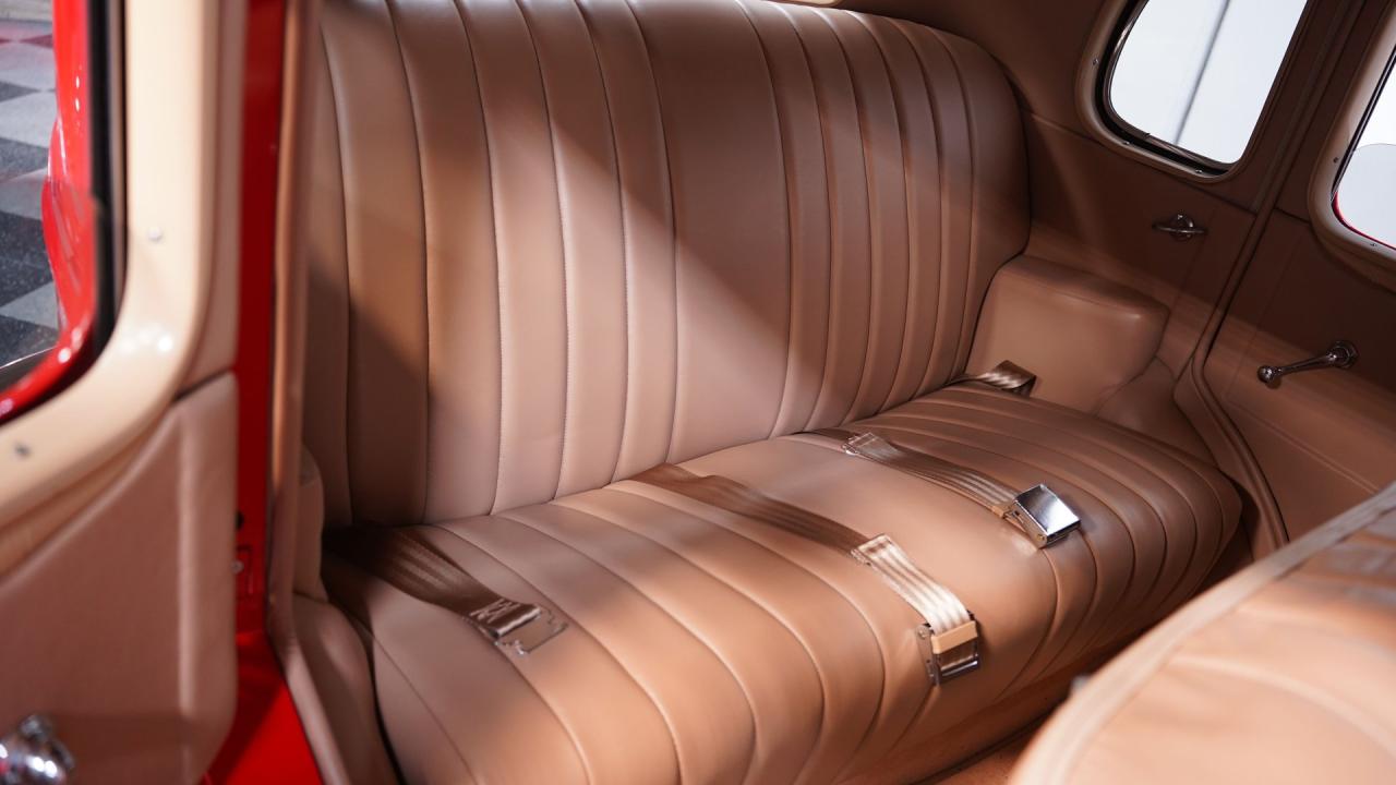 1935 Buick Series 60 Touring Sedan