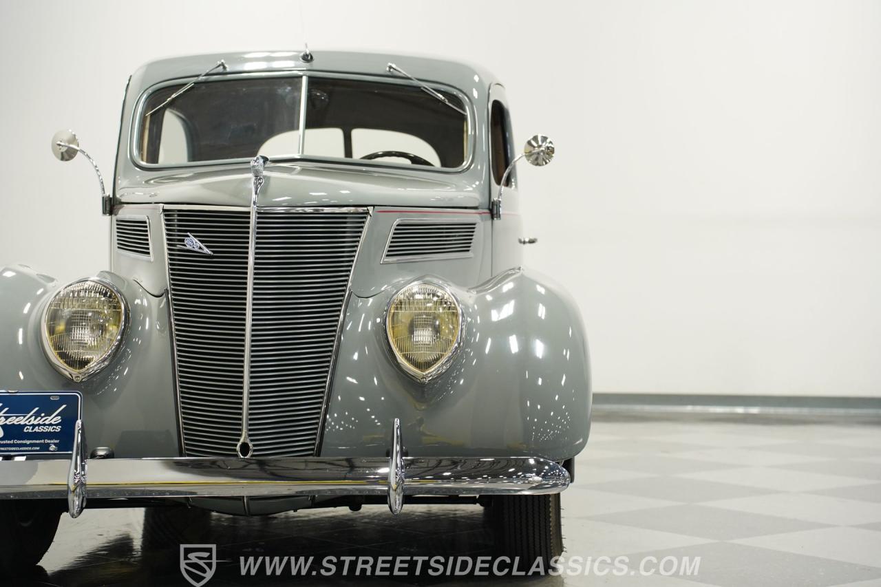 1937 Ford Tudor Sedan