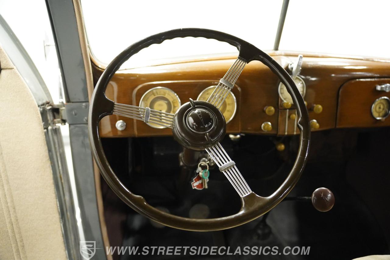 1937 Ford Tudor Sedan