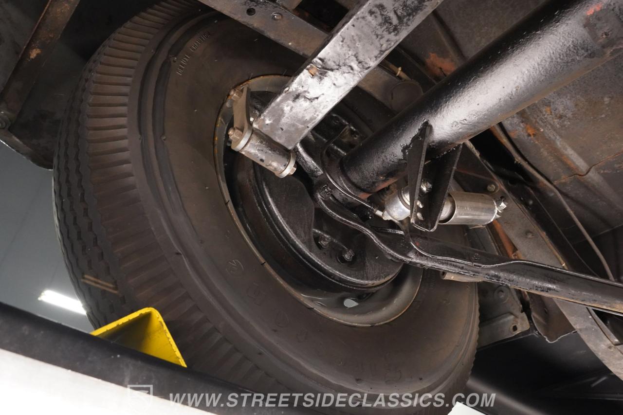 1937 Ford Tudor Sedan