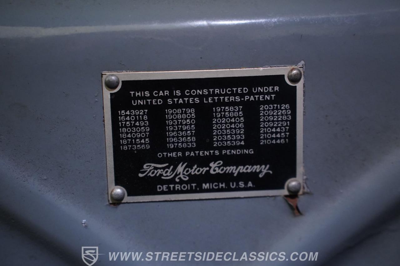 1937 Ford Tudor Sedan