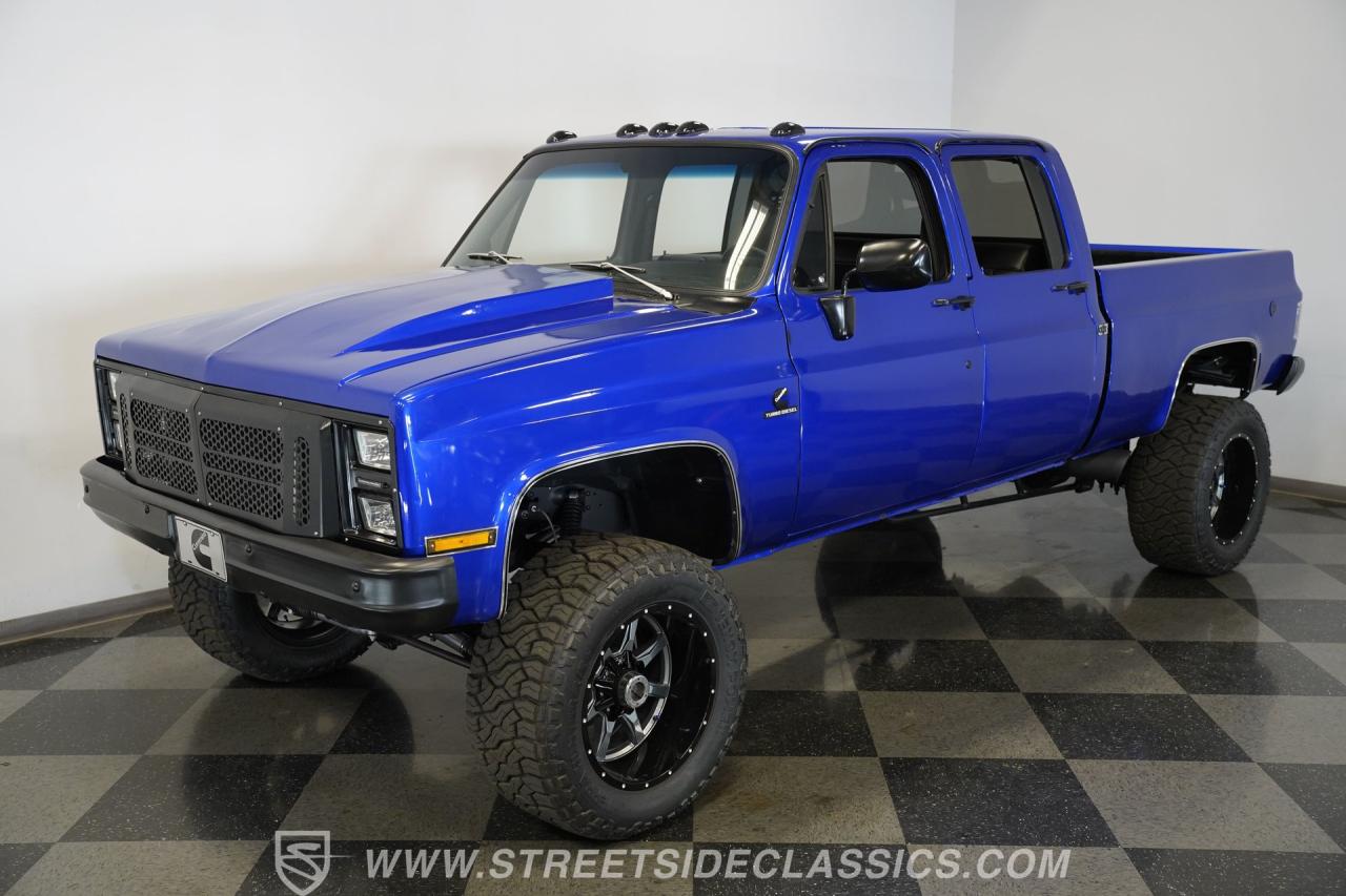 1984 Chevrolet K30 Silverado 4X4 3+3 CREW