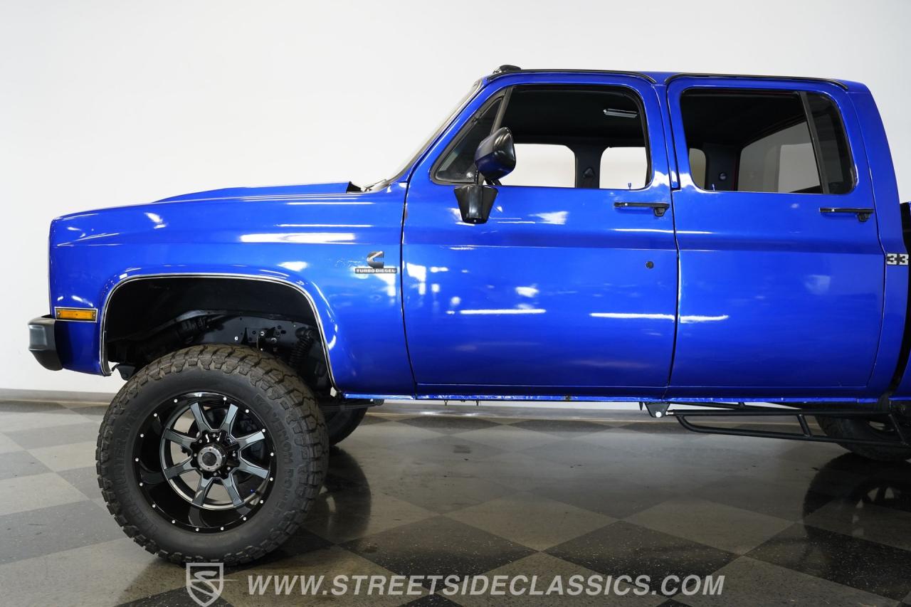 1984 Chevrolet K30 Silverado 4X4 3+3 CREW