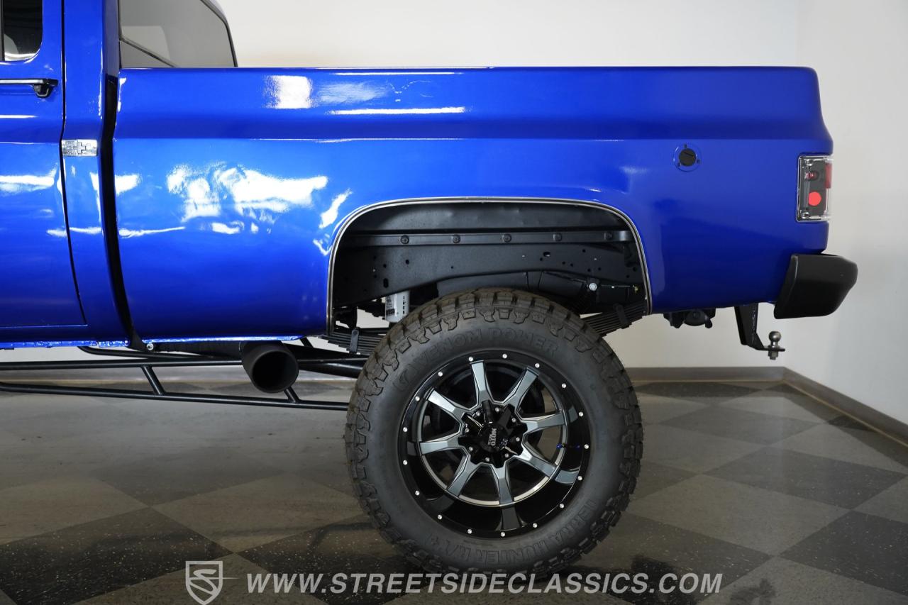 1984 Chevrolet K30 Silverado 4X4 3+3 CREW