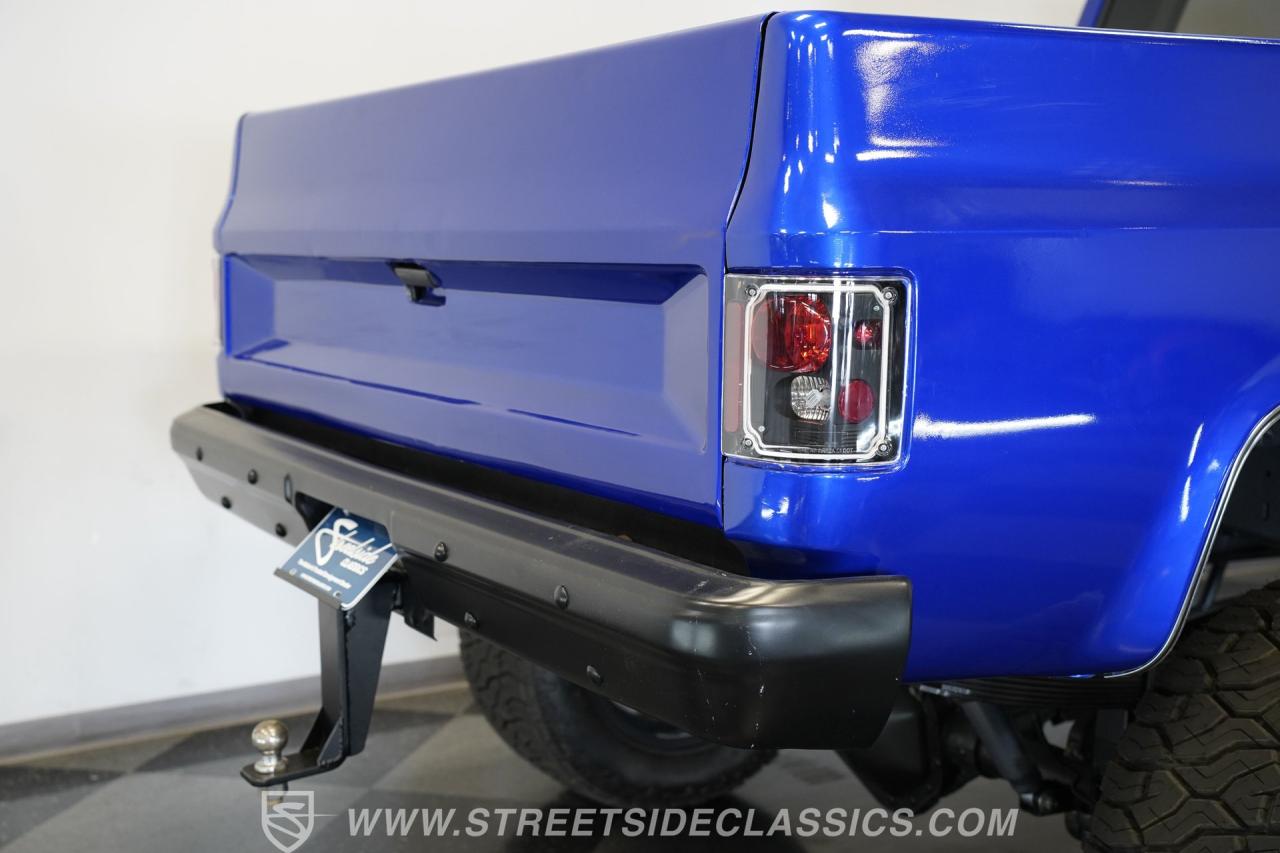 1984 Chevrolet K30 Silverado 4X4 3+3 CREW