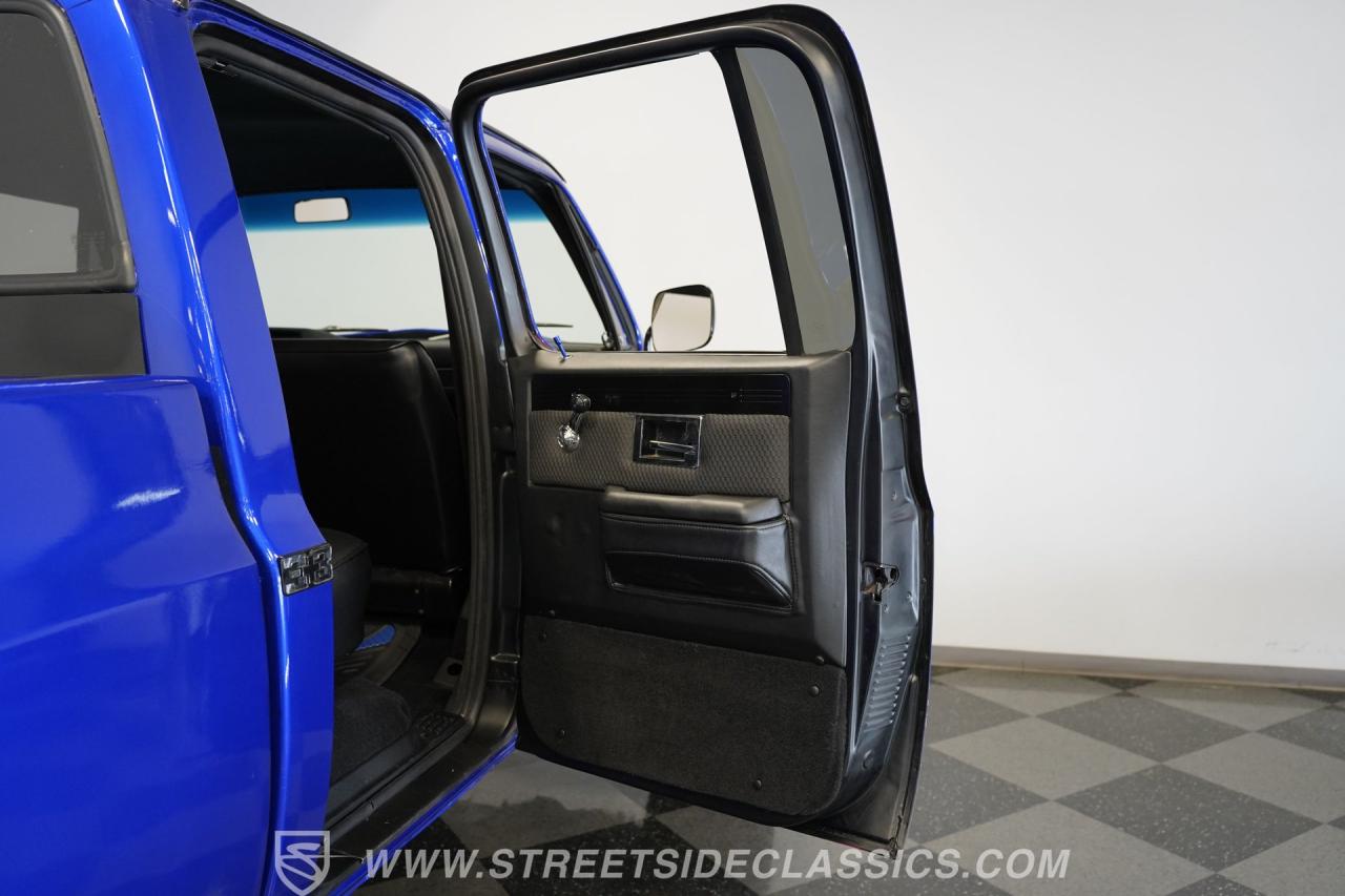 1984 Chevrolet K30 Silverado 4X4 3+3 CREW