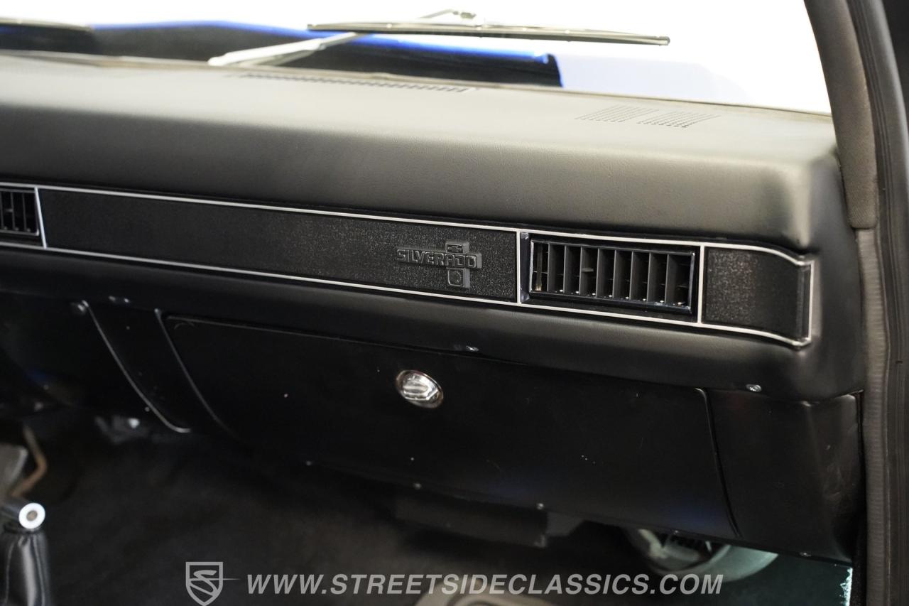 1984 Chevrolet K30 Silverado 4X4 3+3 CREW