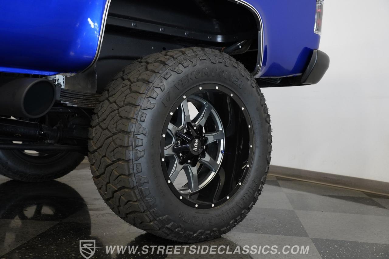 1984 Chevrolet K30 Silverado 4X4 3+3 CREW