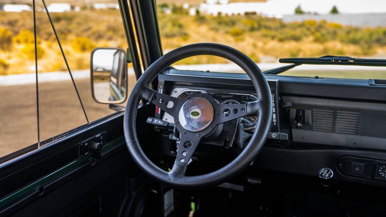 1994 Land Rover Defender 90 NAS LS-Conversion
