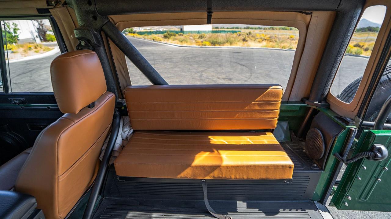 1994 Land Rover Defender 90 NAS LS-Conversion