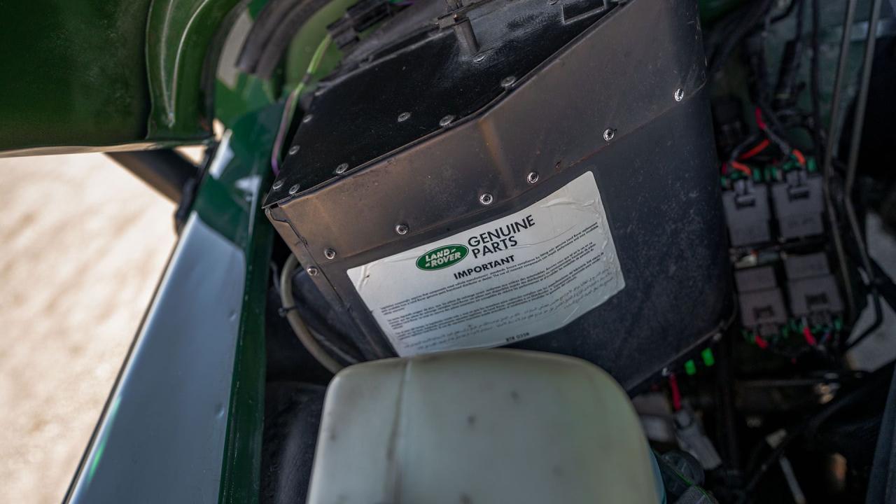 1994 Land Rover Defender 90 NAS LS-Conversion