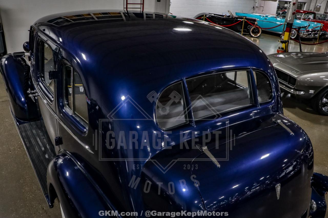 1936 Cadillac Series 75 Fleetwood