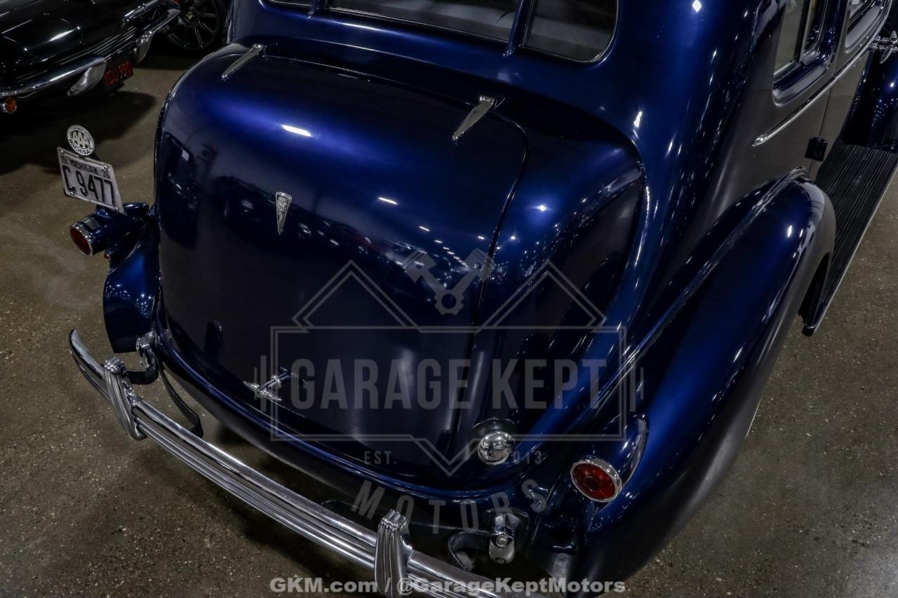 1936 Cadillac Series 75 Fleetwood