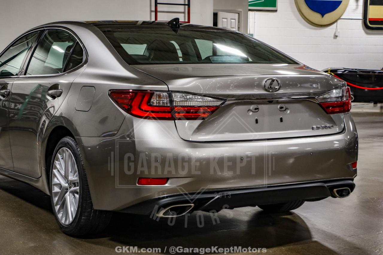 2016 Lexus ES 350