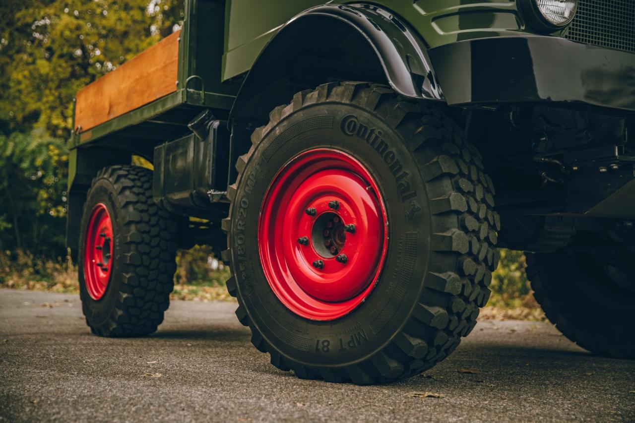 1990 Mercedes - Benz Unimog FLU419