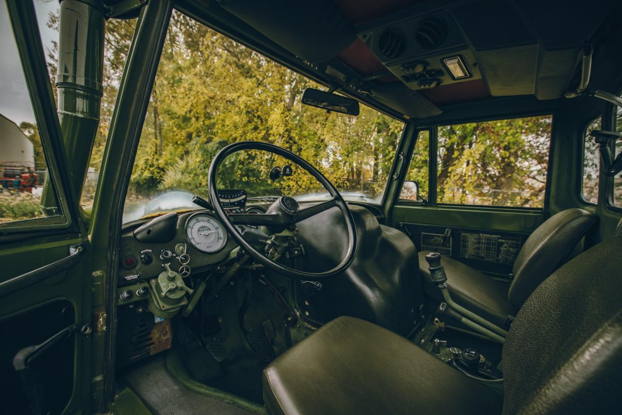 1990 Mercedes - Benz Unimog FLU419