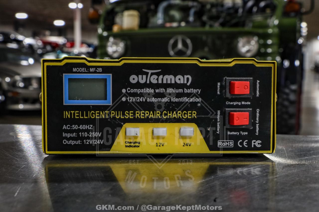 1990 Mercedes - Benz Unimog FLU419