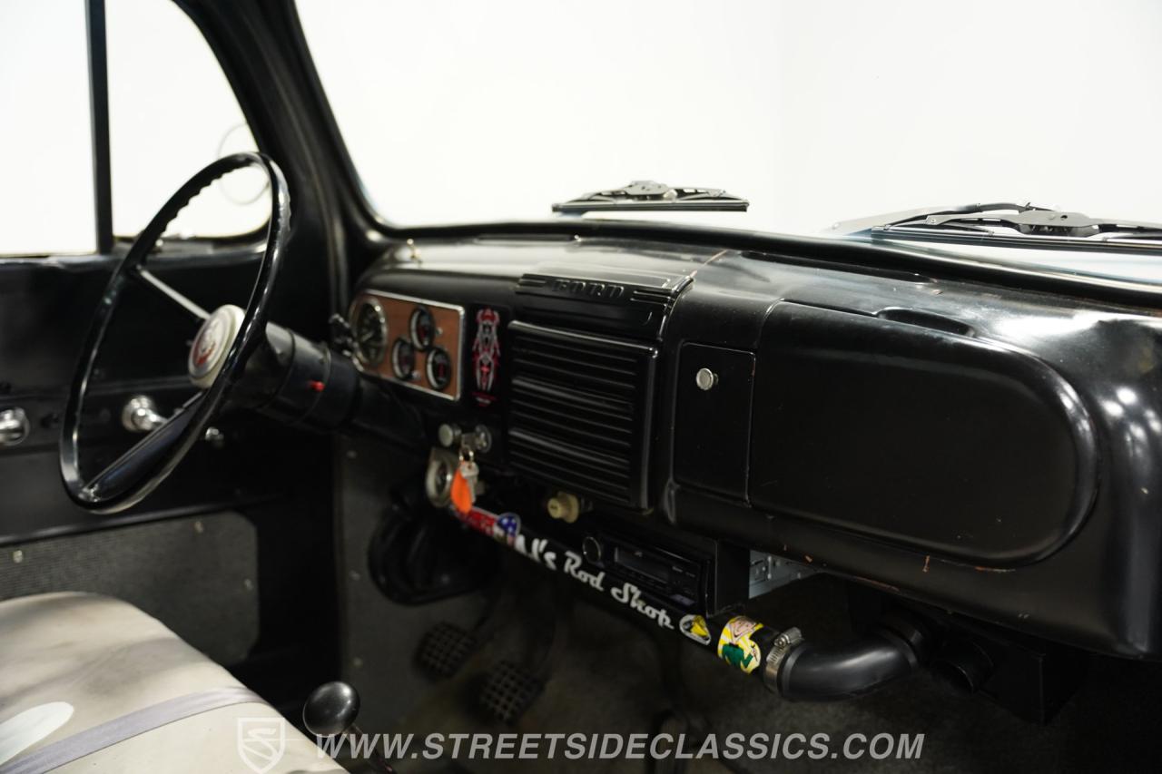 1949 Ford F-1 Patina