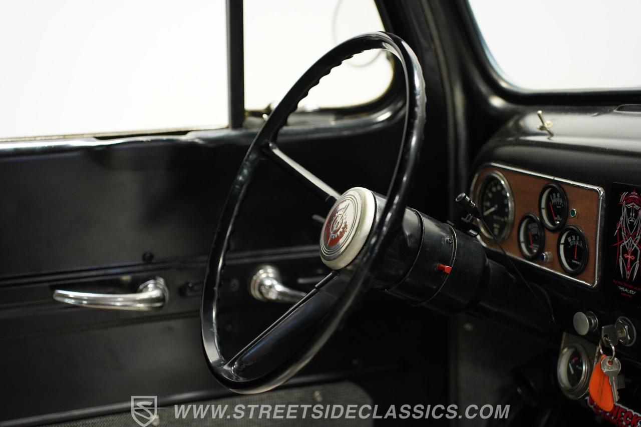 1949 Ford F-1 Patina