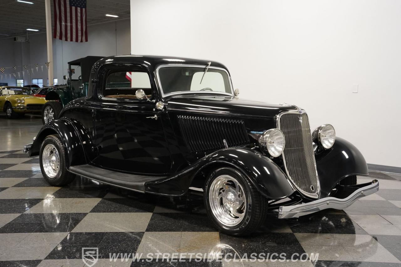 1934 Ford 3-Window Coupe