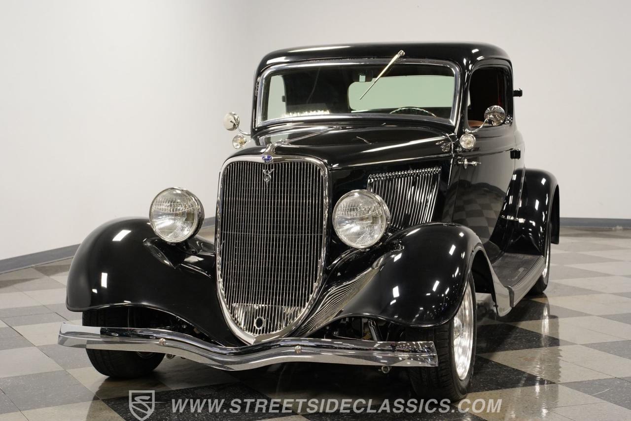 1934 Ford 3-Window Coupe