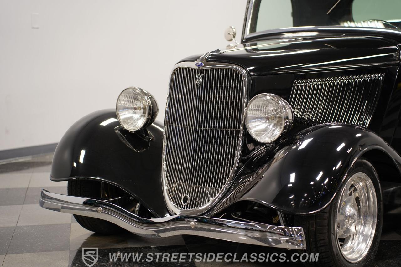 1934 Ford 3-Window Coupe
